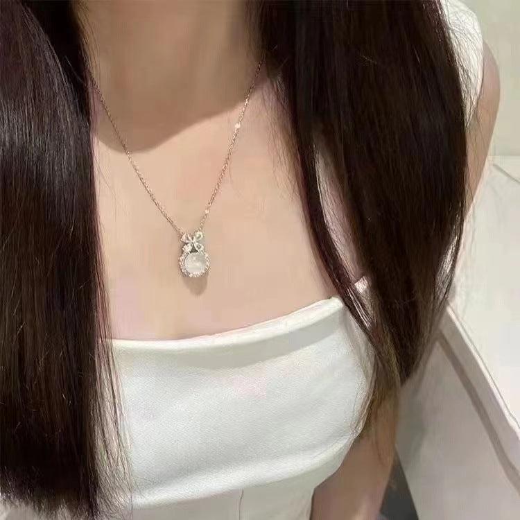 Bow White Chalcedony Necklace Zircon Clavicle Chain Flower Advanced Niche Necklace Female Tanabata Valentine's Day Gift